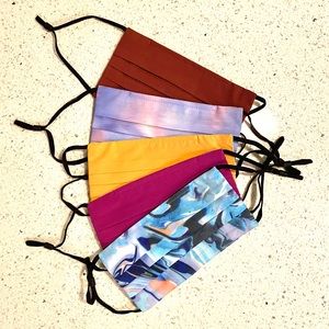 Brand new Athleta 5 pack masks